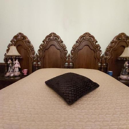 Lovely Classic Room Монреаль Екстер'єр фото