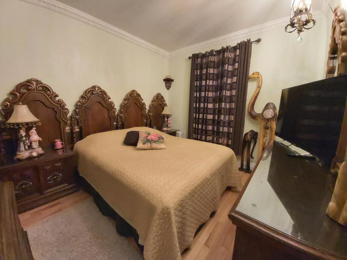 Lovely Classic Room Монреаль Екстер'єр фото